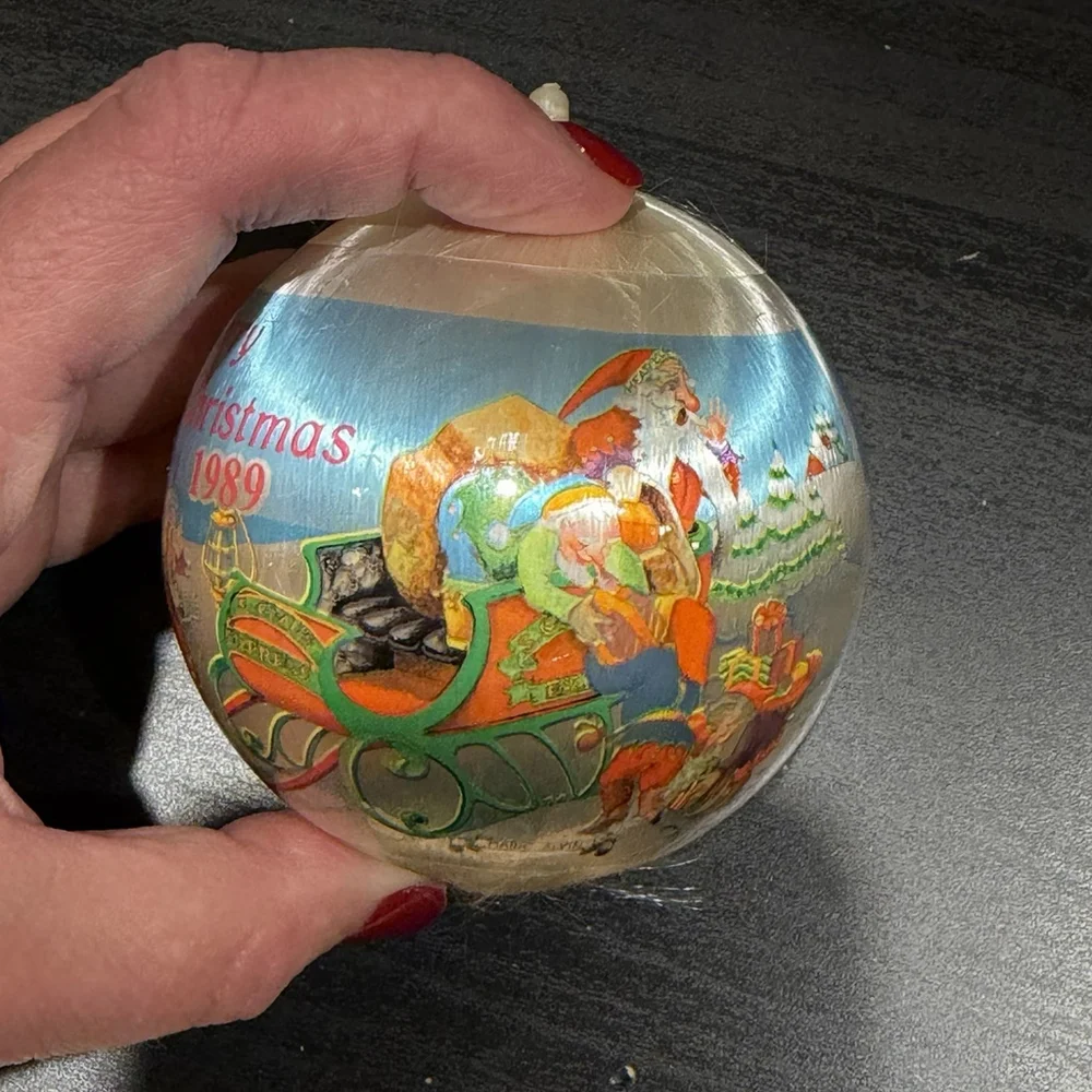 Merry‎ Christmas 1989 Satin Unbreakable Ornament Merry Memories Collection HTF